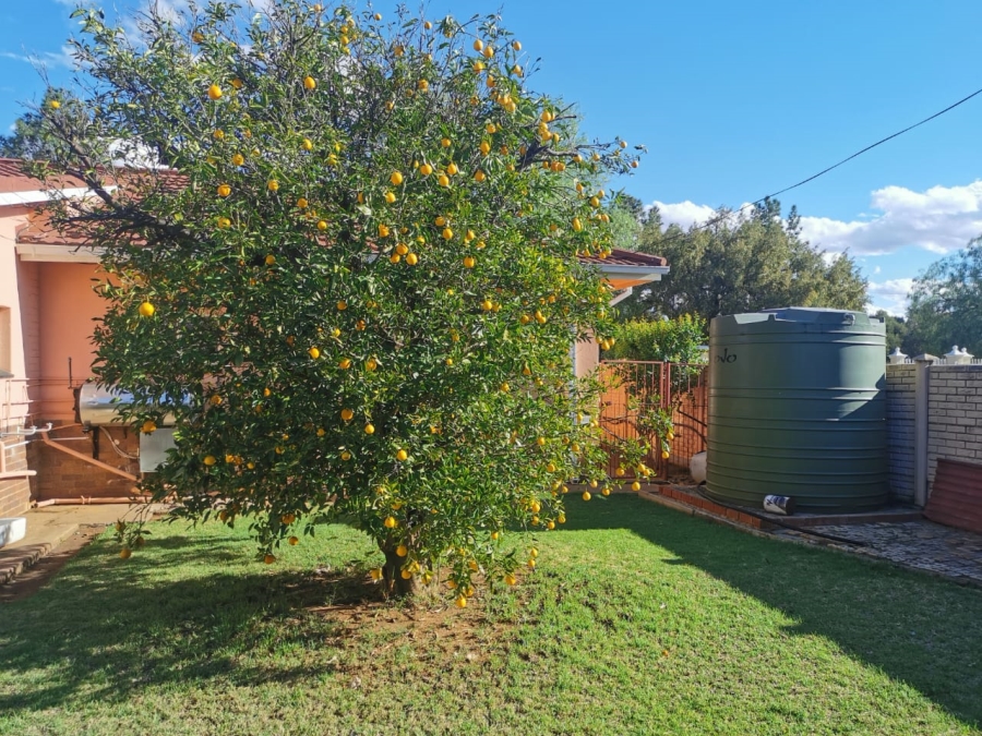 2 Bedroom Property for Sale in Bloemhof North West